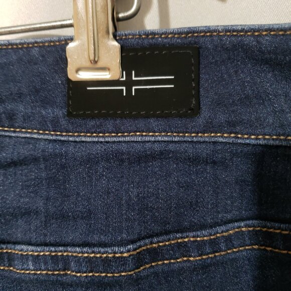 Liverpool Los Angeles size 18W dark rinse crop jeans - Picture 9 of 10